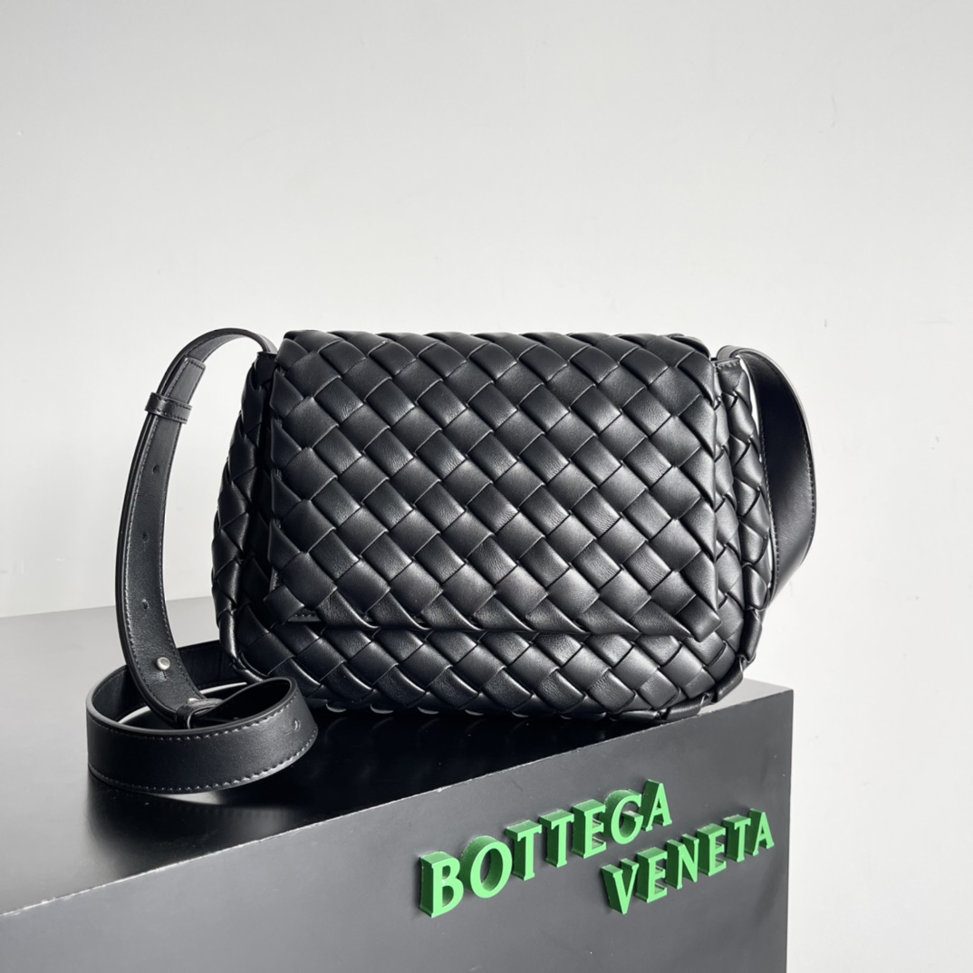 Bottega Veneta Satchel Bags